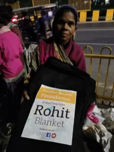 balanket diatribution to the homeless and poor people in noida and delhi by aapke saath foundation