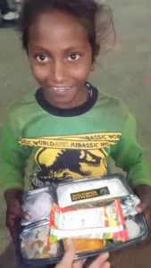 food distribution for orphanage by volunteer of aapke saath foundation on festival holi