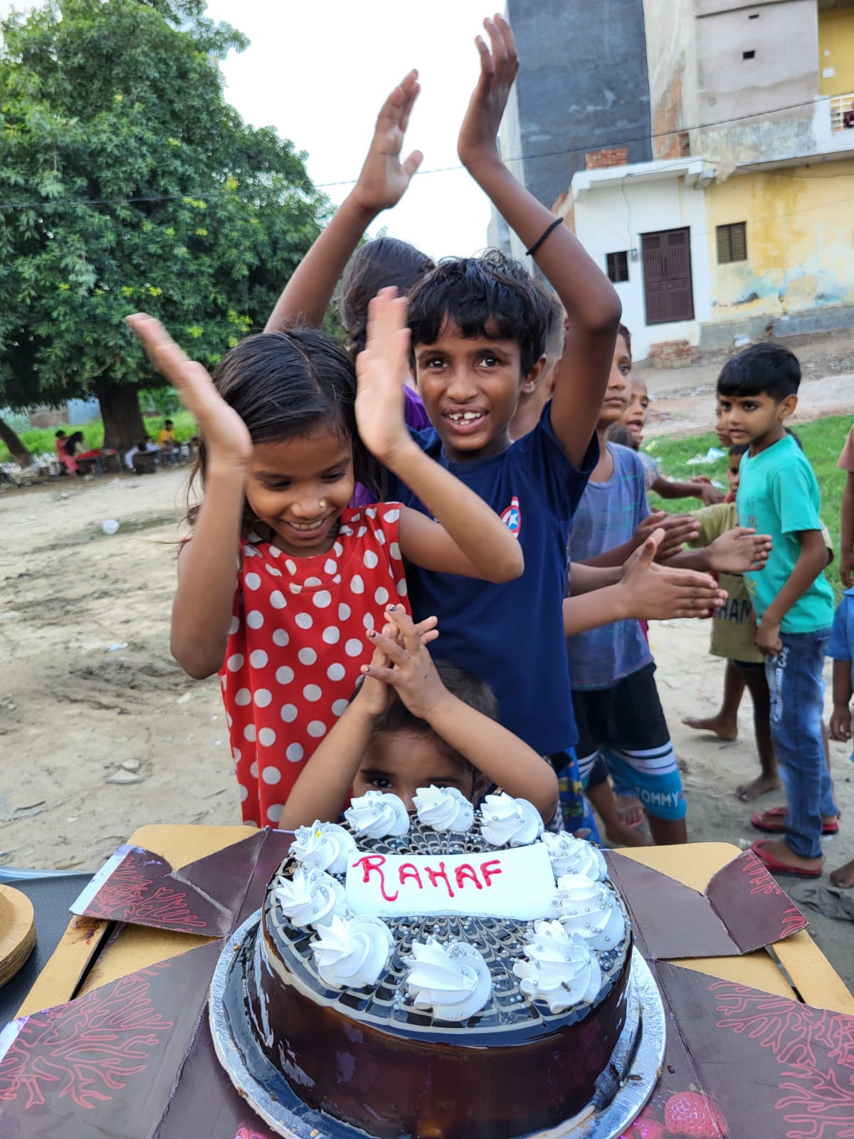 birthday cake distribution on request